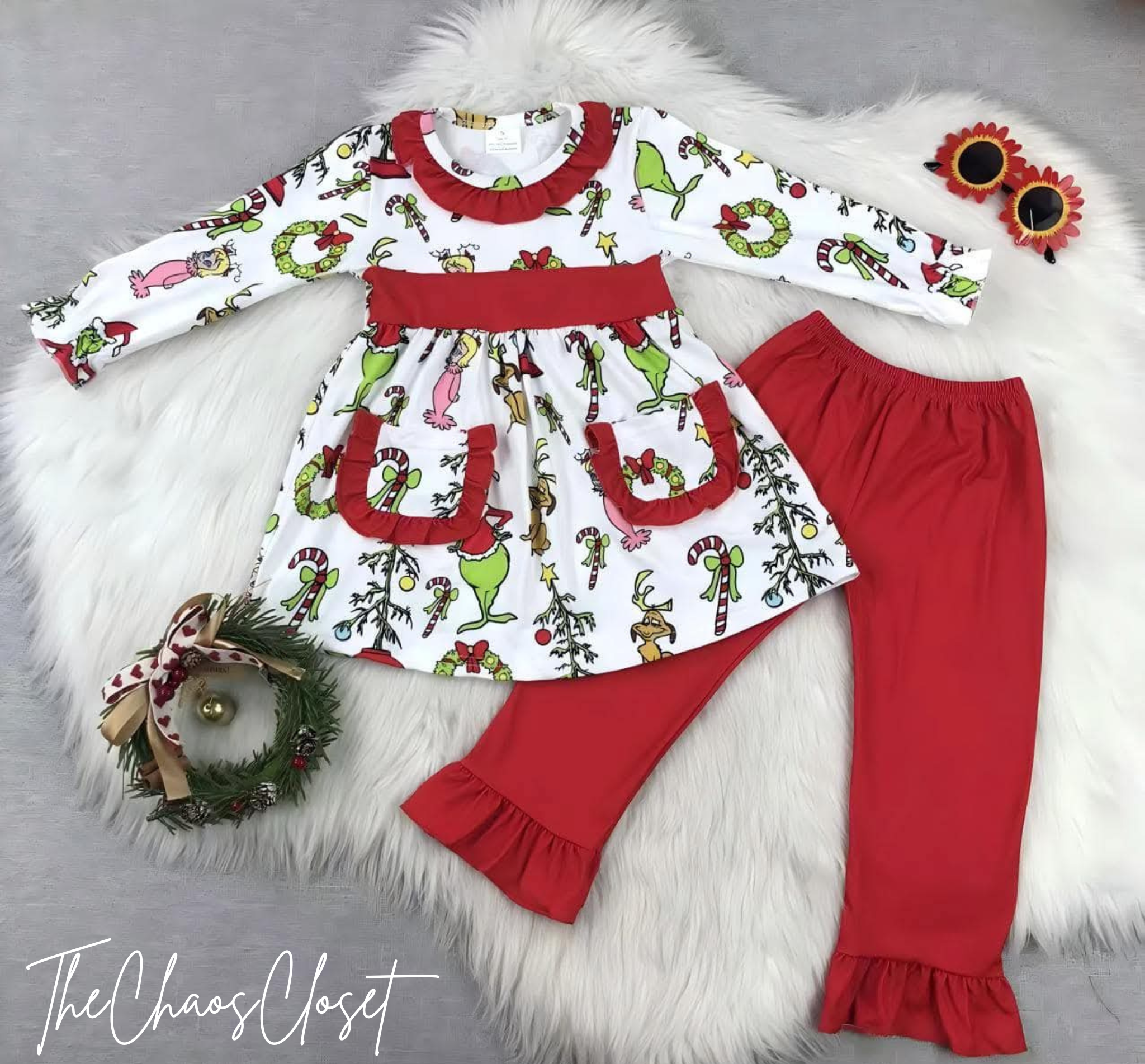 Grinch Whoville Pants Set